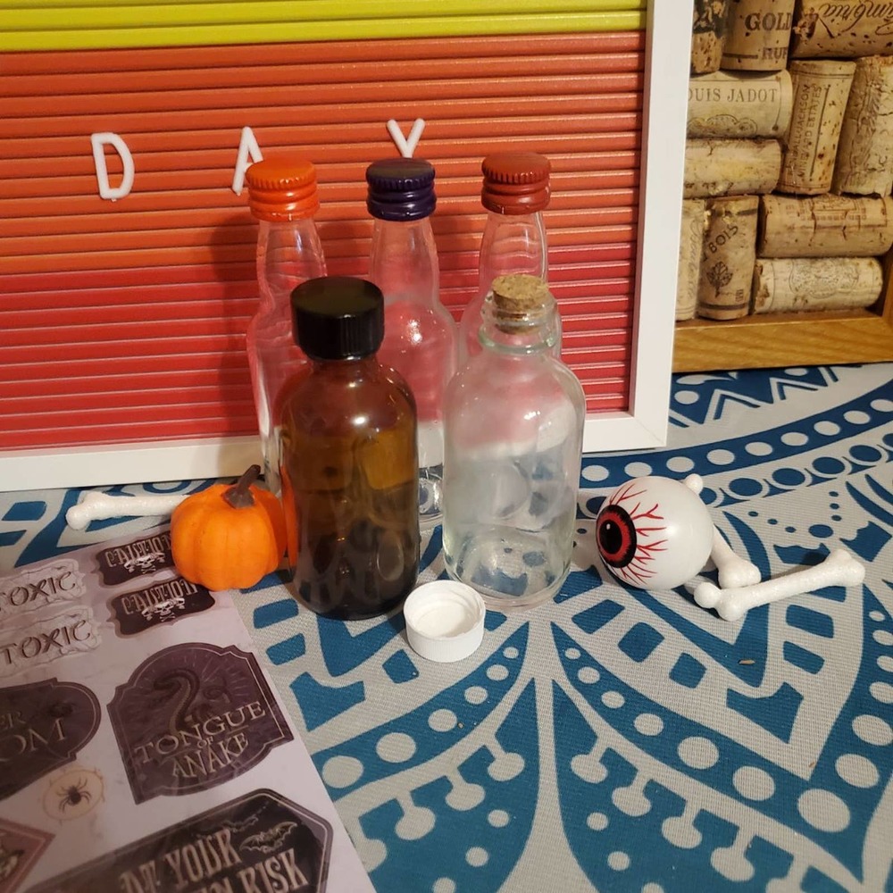 Diy Halloween potion bottle kit upcycle stickers potion - Picture 4 of 10